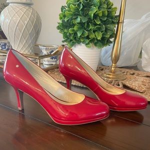NWT Women’s red high heels